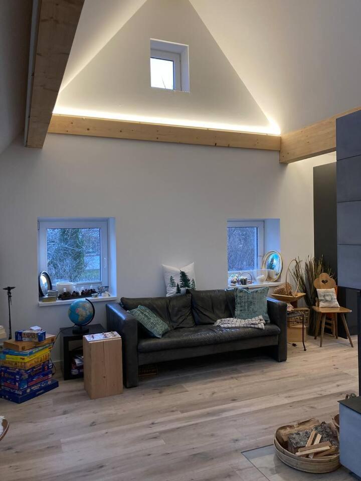 Neues Penthouse-Loft Mit Konuskarte Fuer Gratis Oepnv Apartment Ehrenkirchen ภายนอก รูปภาพ