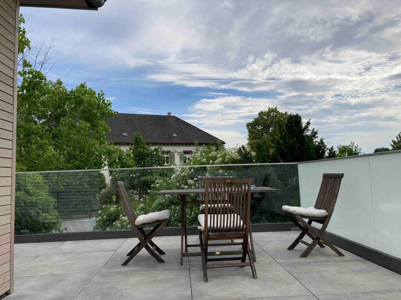 Neues Penthouse-Loft Mit Konuskarte Fuer Gratis Oepnv Apartment Ehrenkirchen ภายนอก รูปภาพ