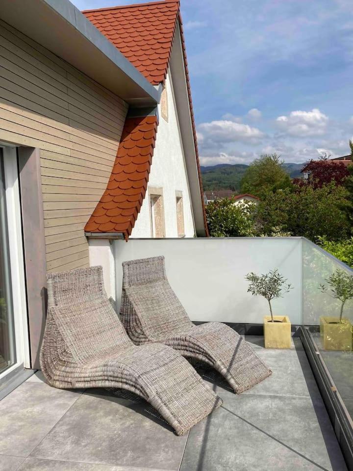 Neues Penthouse-Loft Mit Konuskarte Fuer Gratis Oepnv Apartment Ehrenkirchen ภายนอก รูปภาพ